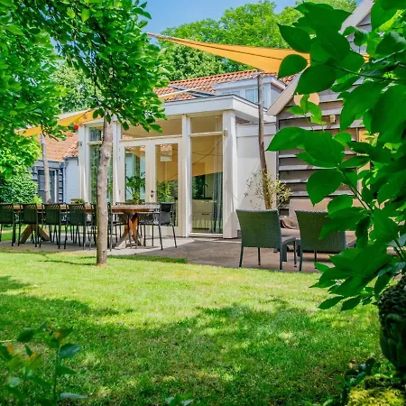 Hemels Helleke オーステルハウト