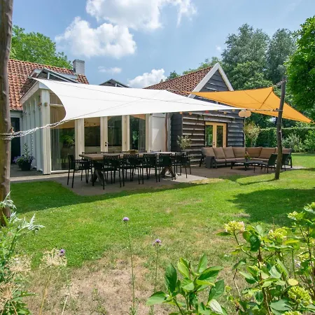 Vakantiehuis Hemels Helleke Oosterhout (North Brabant)