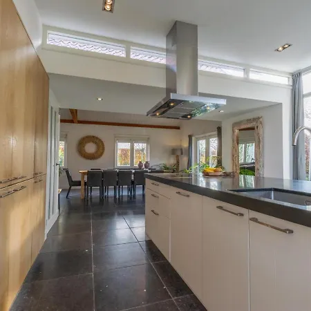 Vakantiehuis Hemels Helleke Oosterhout (North Brabant)