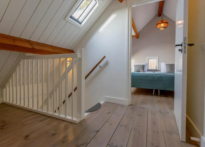 Hemels Helleke * オーステルハウト